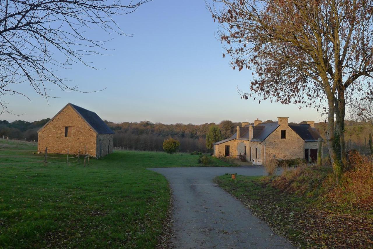 Le Nid D'Hirondelles - Chambres D'Hotes Plougoumelen 외부 사진